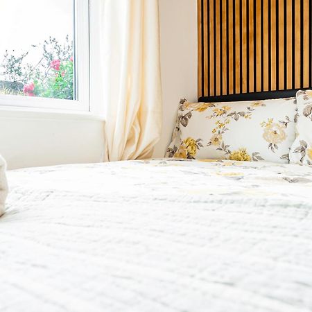 Earley Luxury Ensuite Room With Private Entrance Reading Extérieur photo